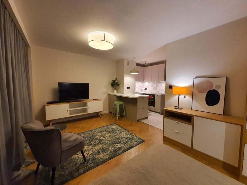 Mlociny Metro Apartment 3 Warsawa Bagian luar foto